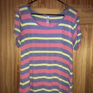 Lularoe classic-t